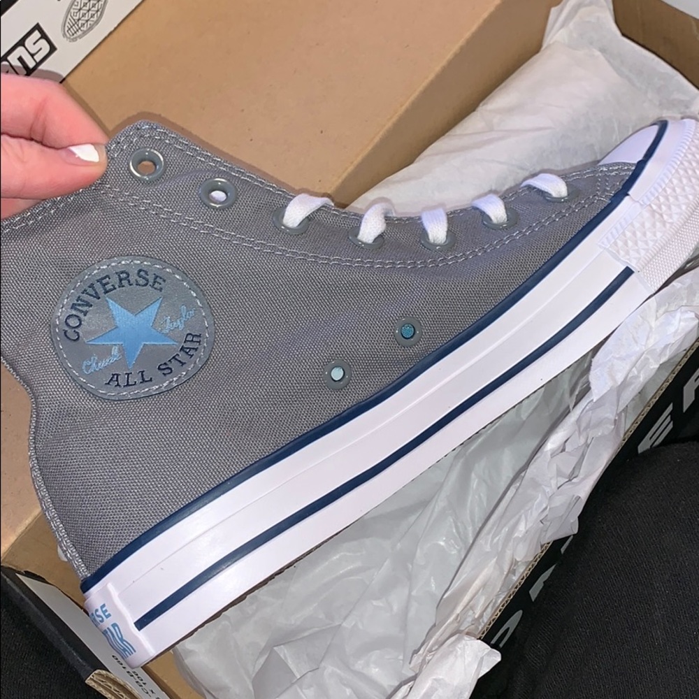 CHUCKS